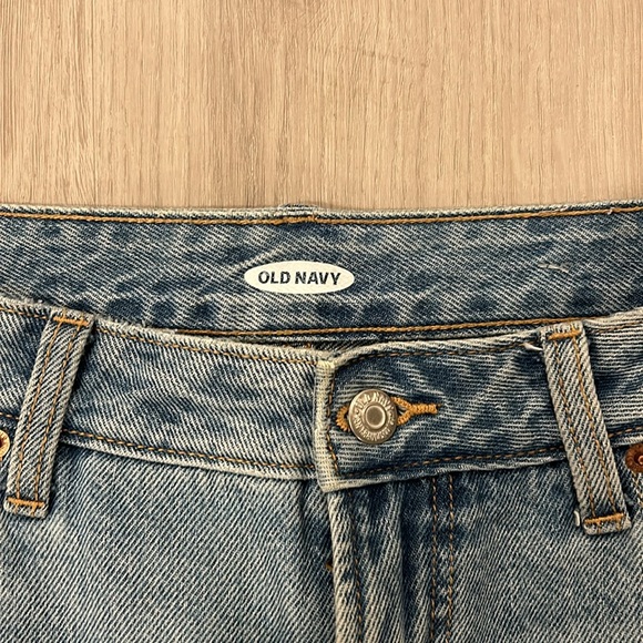 Old Navy Mom Jean - Picture 3 of 4